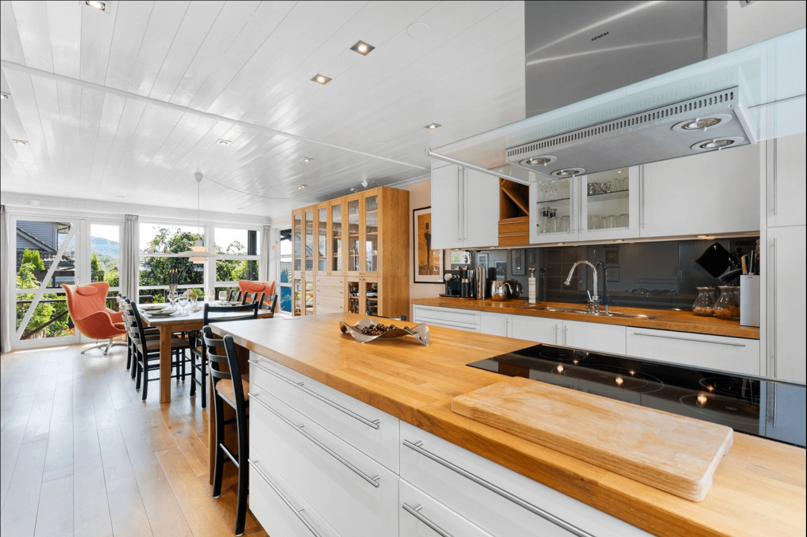 Details of renovation kitchen work project - remodelling and carpentry - home renovations and improvements by Palms Solutions Barcelona